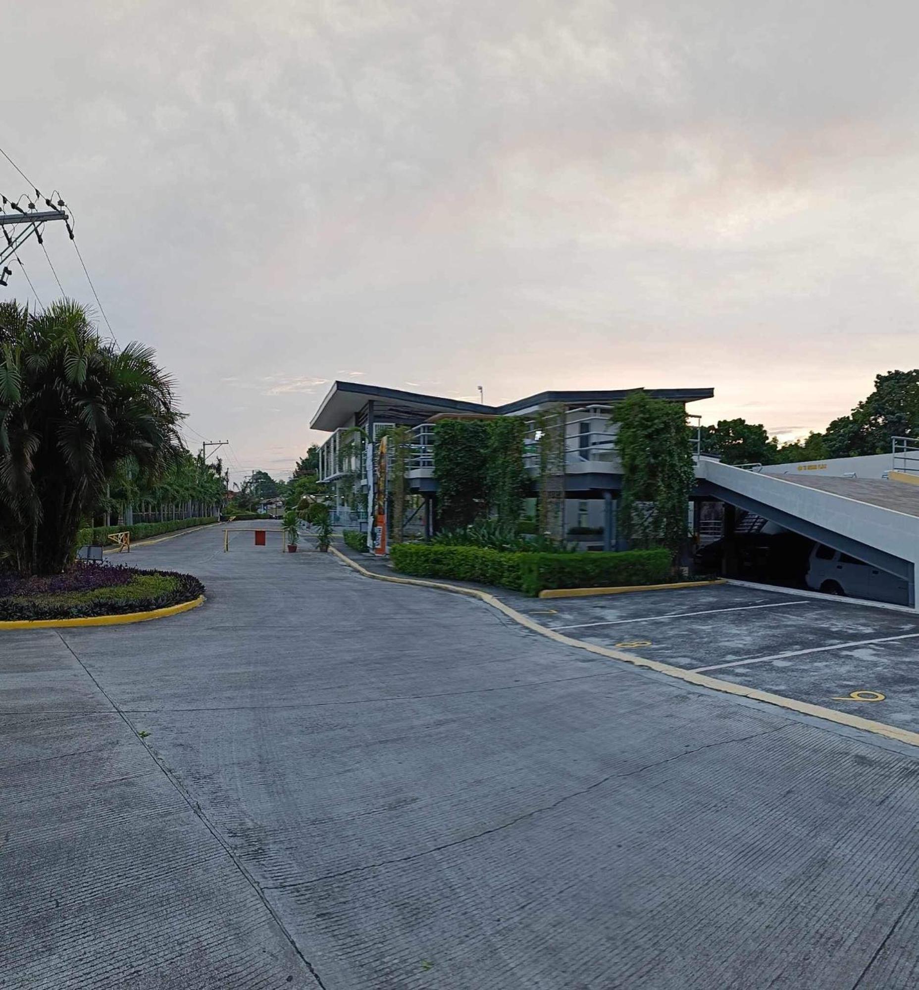 Antara Residence Studio Condo Talisay  Exterior foto